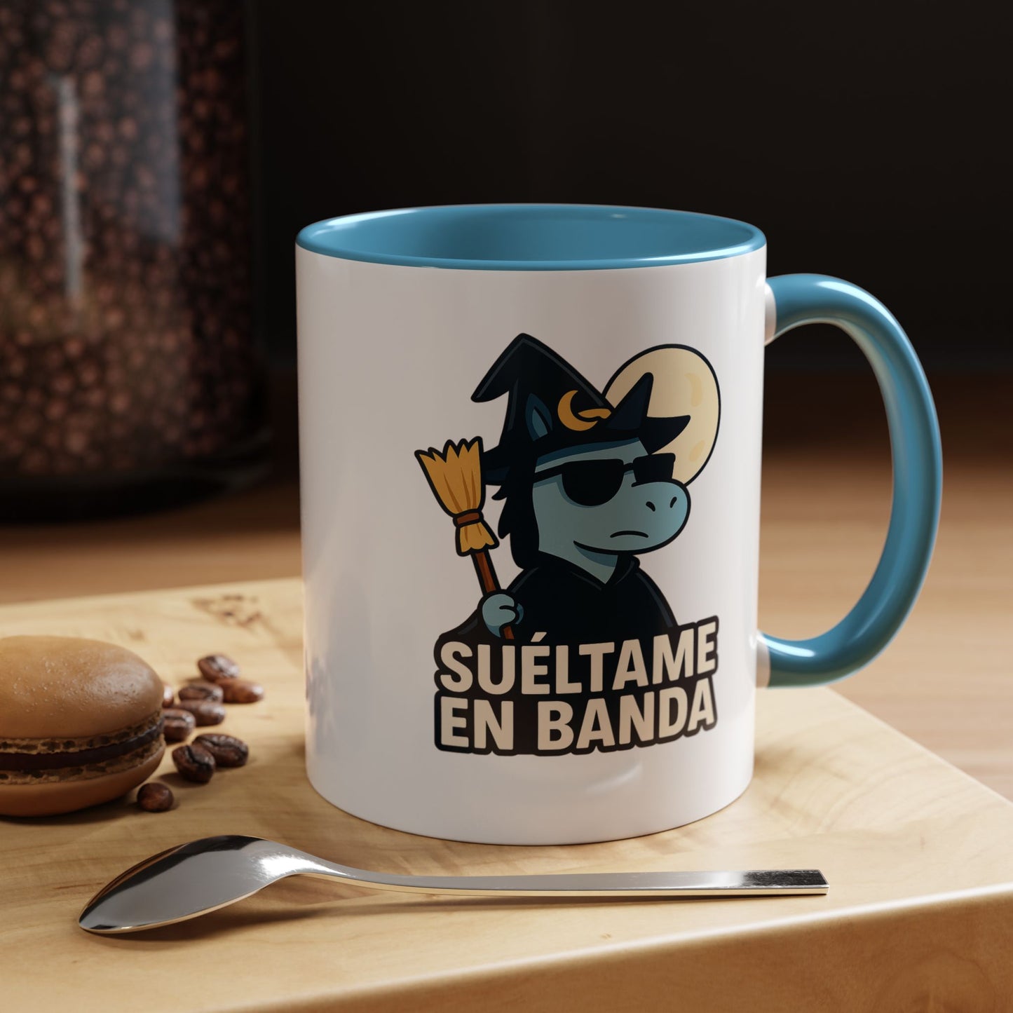 DO - Taza Cerámica 🧹Suéltame en Banda (Edición Bruja Fría y Lejana)